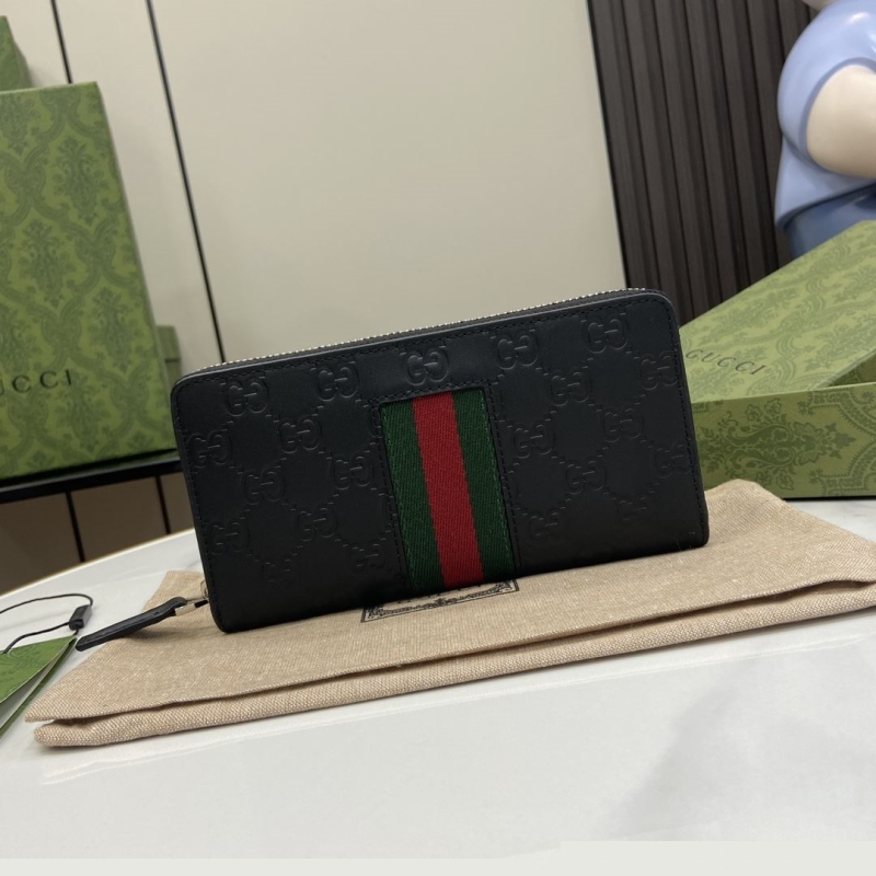 G*u*i wallets & purse